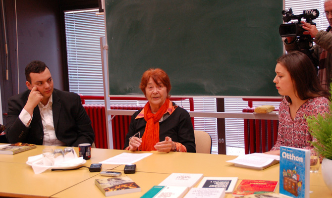 Könyvbemutató Kontaktzóna 2016. november 16.